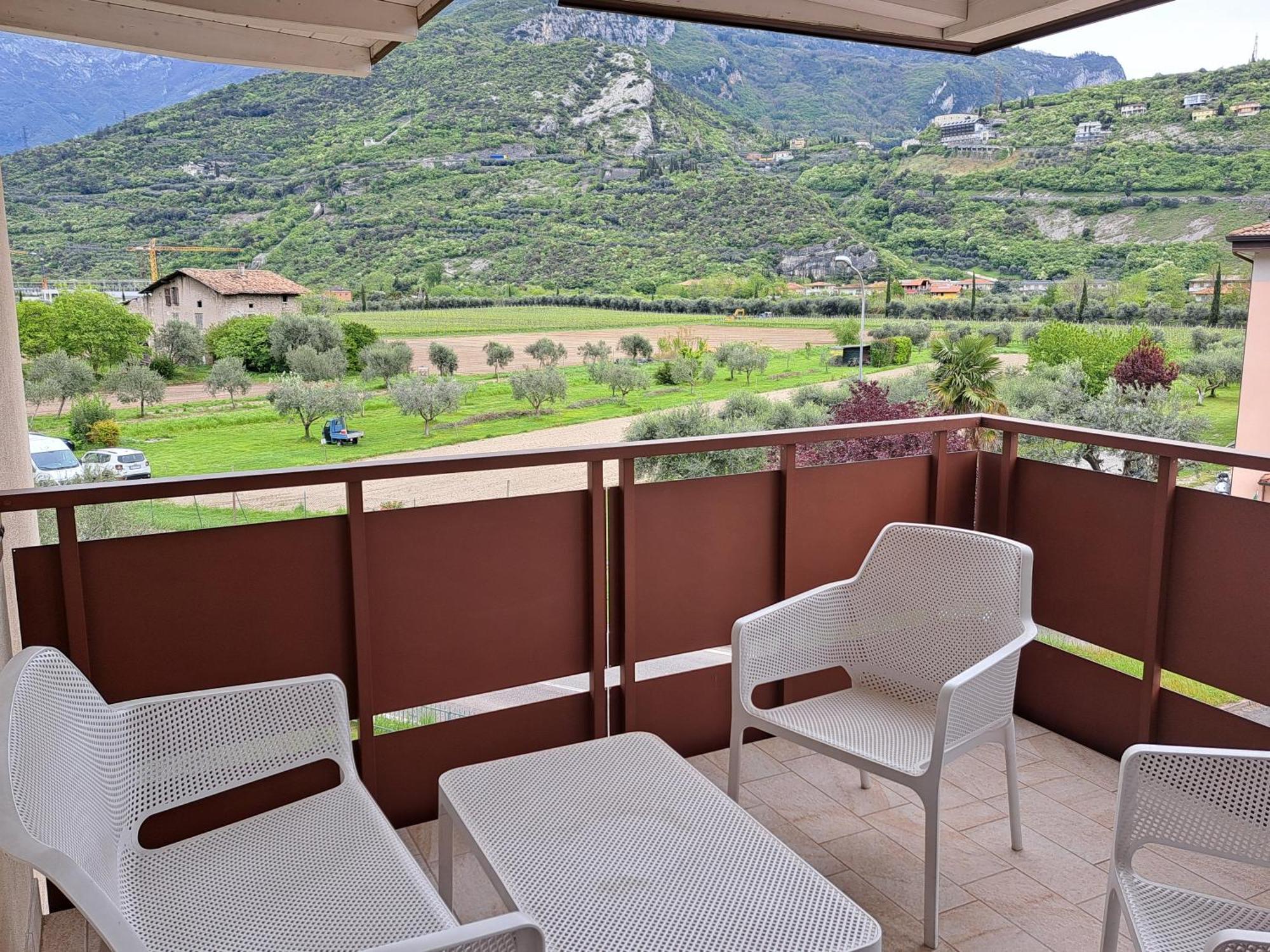 Conca D'Oro B&B And Apartments Torbole Sul Garda Luaran gambar
